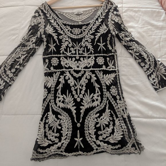Dresses & Skirts - Charlotte Russe Black and White Lace Dress